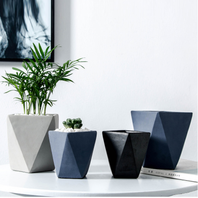 Hot sale black geometric small concrete flower pot